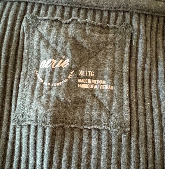 Aerie Womens XL Forest Green Ribbed Long Sleeve Henley Top Curved Hem Scoop Neck - Picture 6 of 7